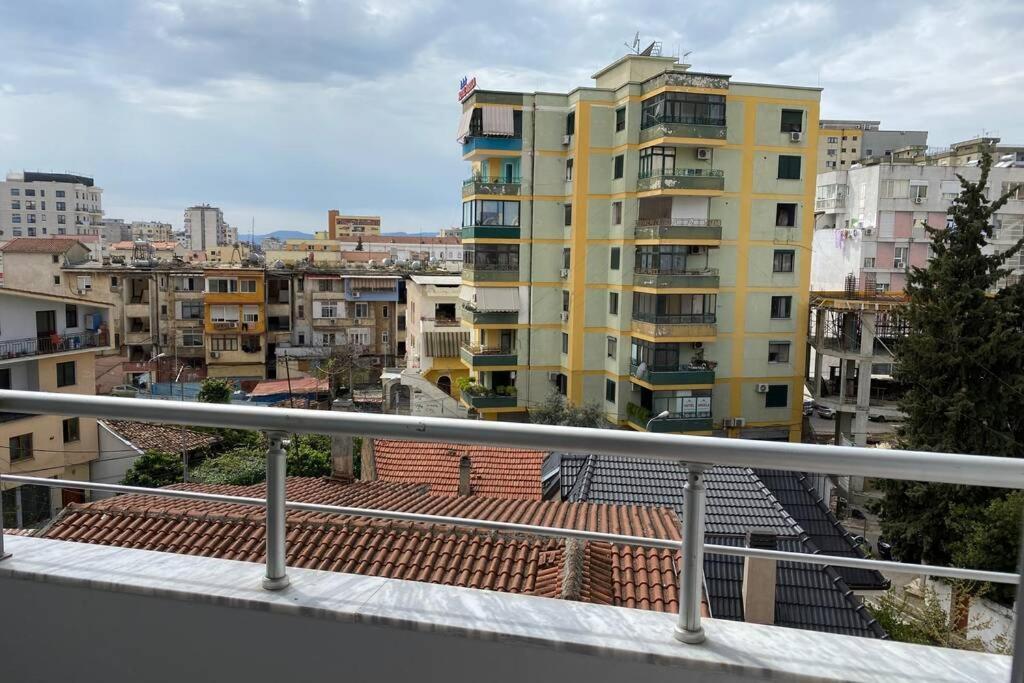 טיראנה Sunlit House City Center מראה חיצוני תמונה