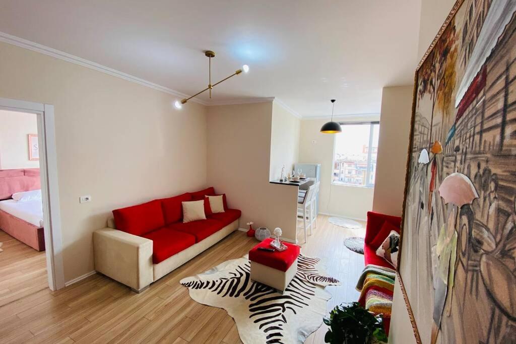טיראנה Sunlit House City Center מראה חיצוני תמונה